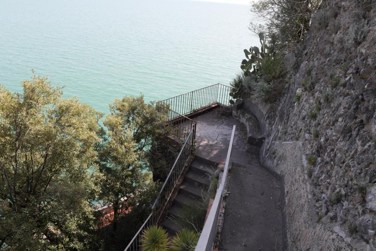 Nel Blu Dipinto Di Blu Villa Ravello Bagian luar foto